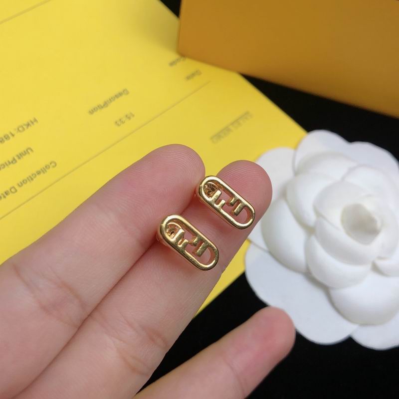 Fendi earring 12lyr50